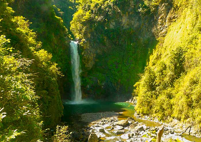 Hike to Tappiya Waterfalls from Banaue Rice Terraces